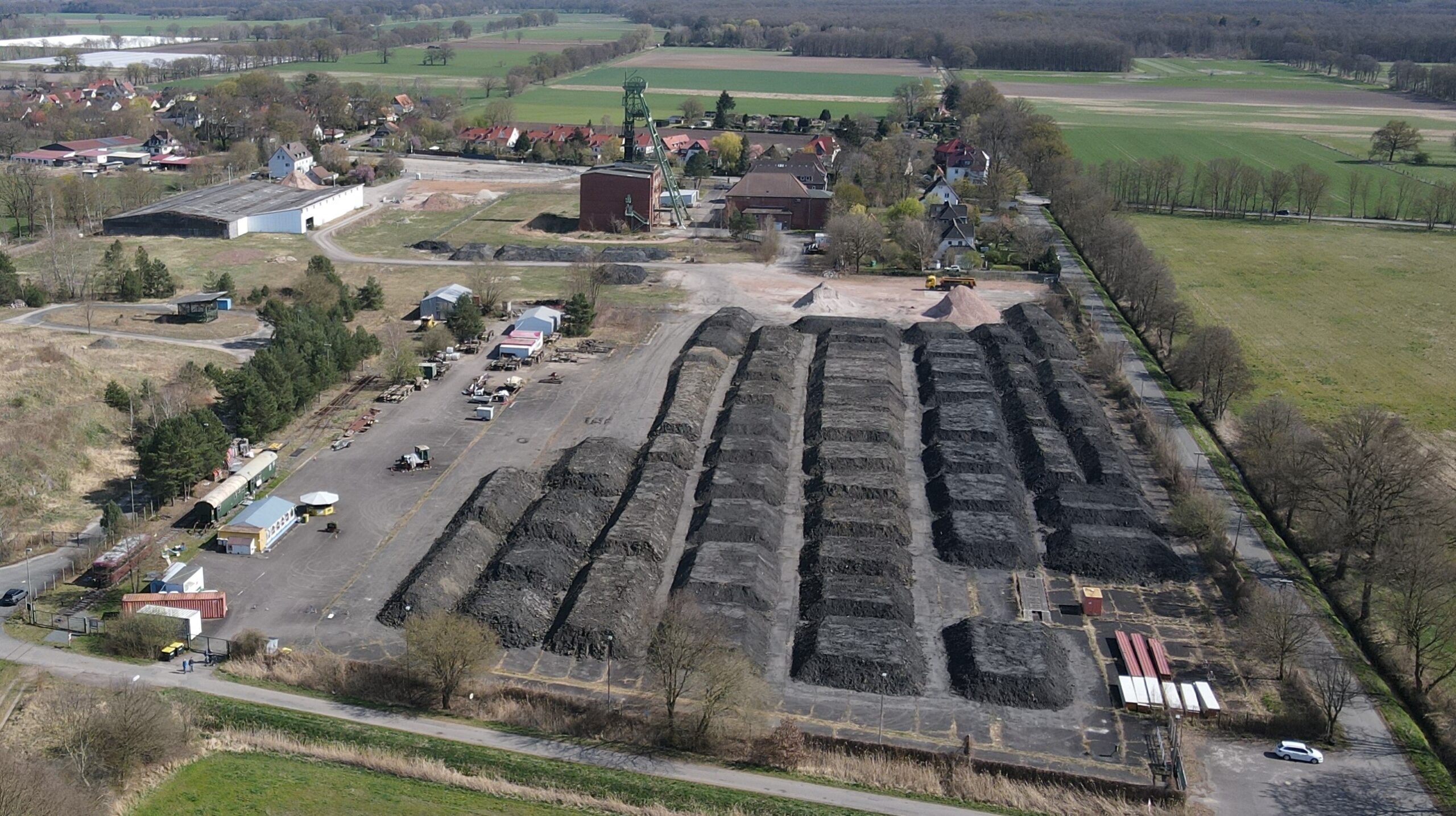 Kohlehaltige Bodenmaterial, Rechtswidrig in Hänigsen-Riedel